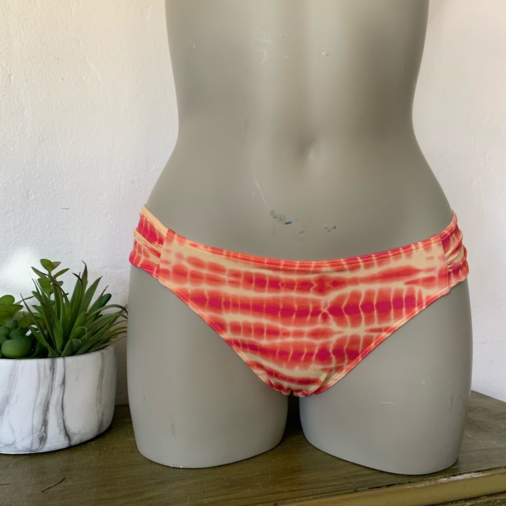 🦞Free w/$10 Purchase🦞 Pink VS Swim Tangerine